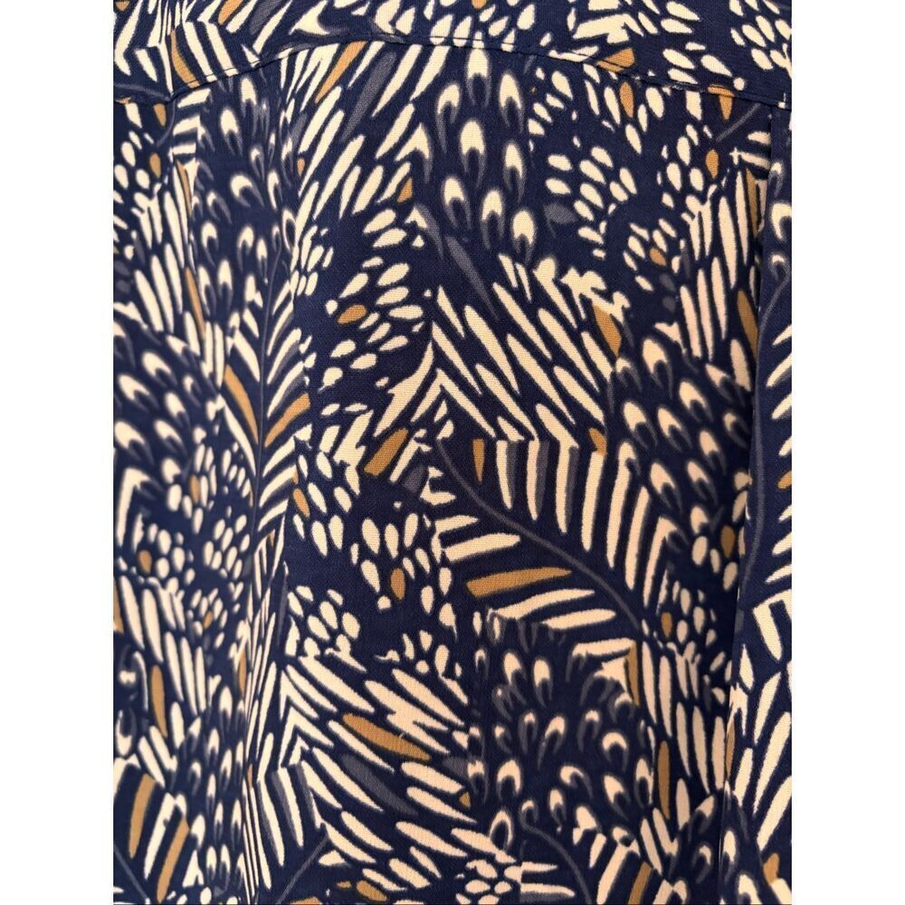 Catherines Button Front Blouse - Picture 7 of 8